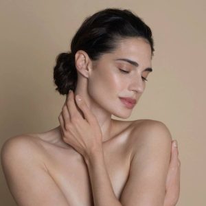 Căng da xóa nhăn với Profhilo